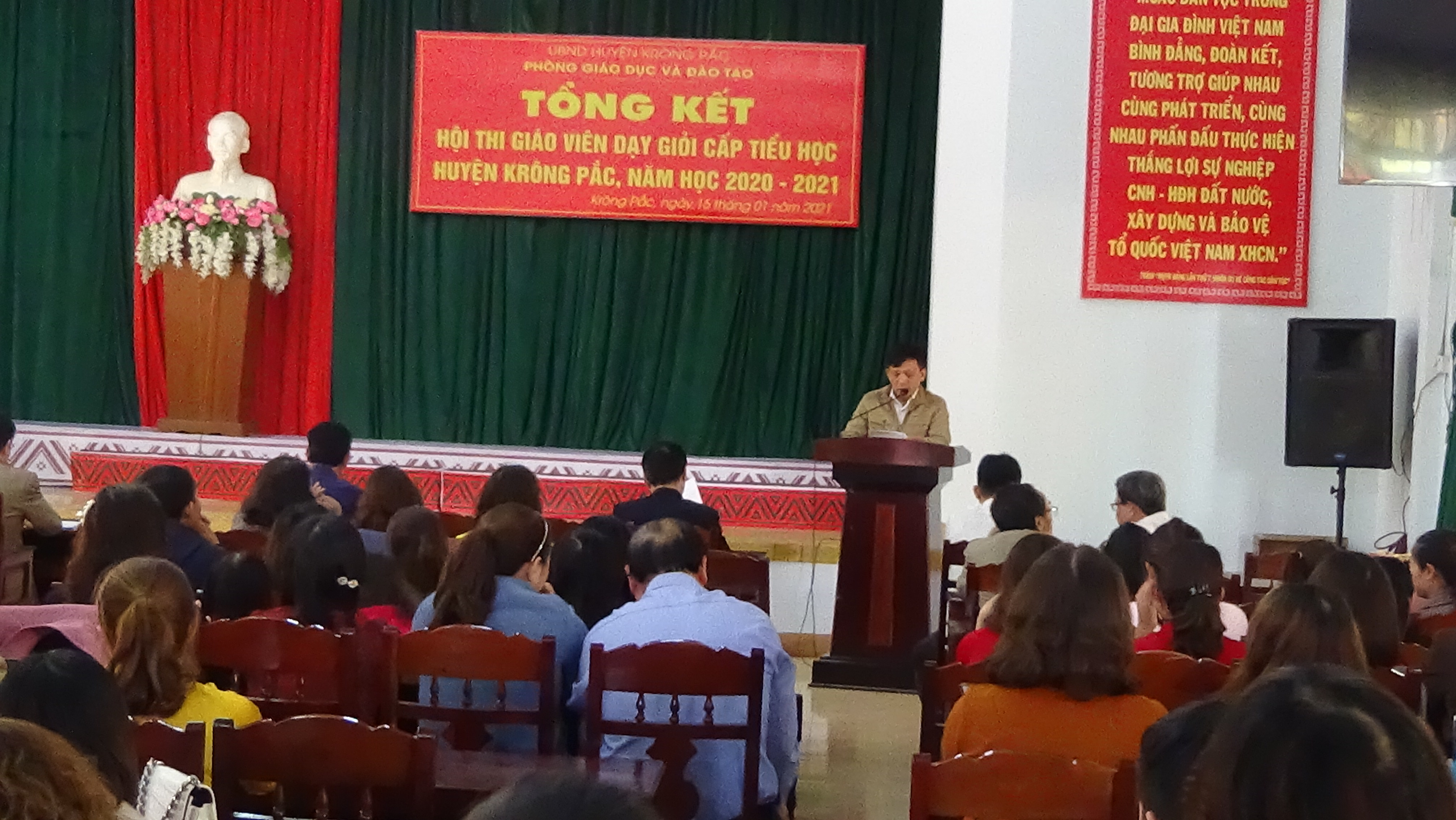 Tổng kết hội thi Giáo viên dạy giỏi cấp tiểu học, huyện Krông Pắc, năm học 2020-2021.